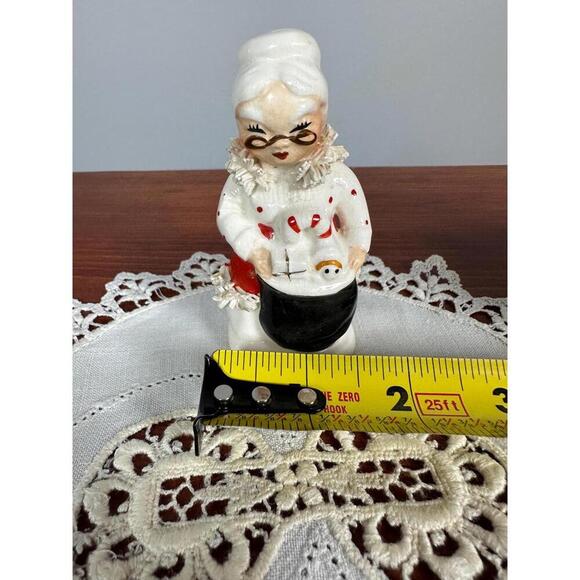 Vintage 1950’s Japan’s Napco Single Salt or Pepper Shaker Mrs. Claus - Picture 6 of 6